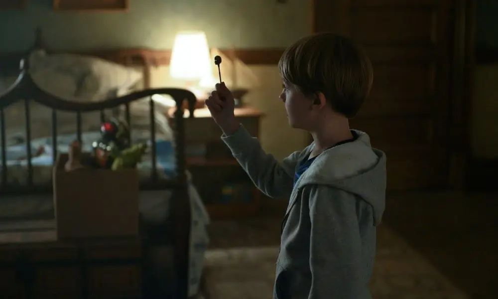 Новый постер «Ключ от замка &» открывает целый мир тайн