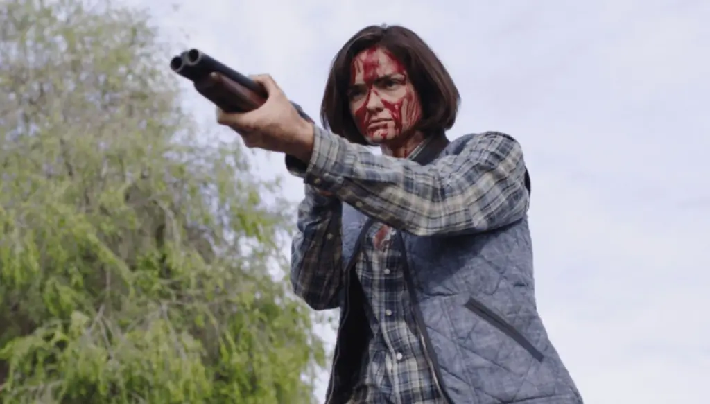 Плакат Vicious 'Ash and Bone' показывает окровавленную жертву