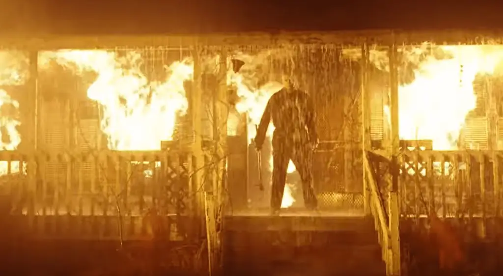 Джеймс Джуд Кортни дразнит «накачанным томом» этого года «Хэллоуин убивает»