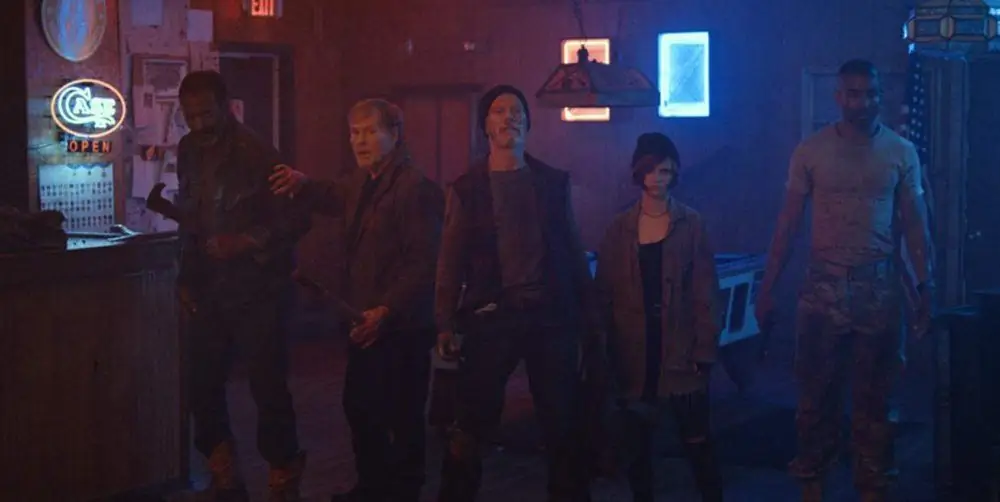 Панки-мутанты готовятся к нападению на постер «VFW» [эксклюзив]