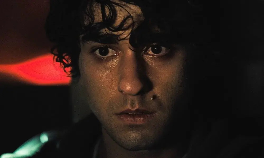 «Потомственный» актер Алекс Вулф ведет переговоры о новом триллере М. Найта Шьямалана