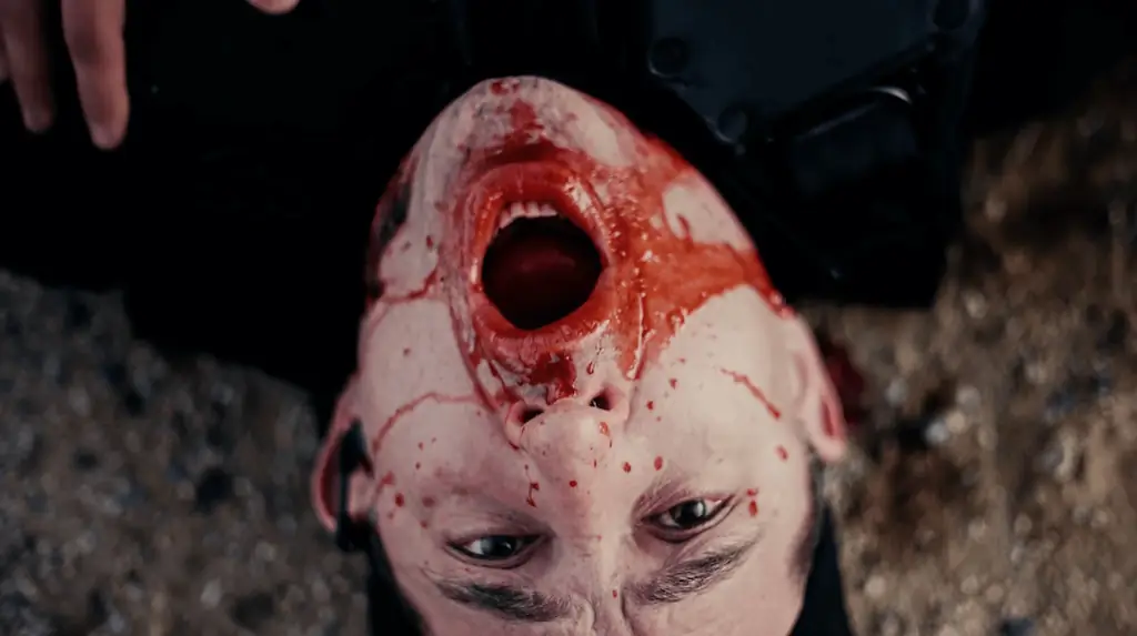 Хищник использует передовые технологии, чтобы убивать в науке