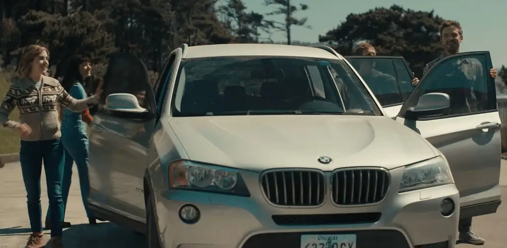 Teaser тянется к «Аренде»; Трейлер выйдет в этот четверг