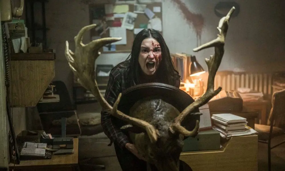 Slasher 'Open 24 Hours' выглядит как чертовски хорошее время, и оно возвращается домой в августе [трейлер]