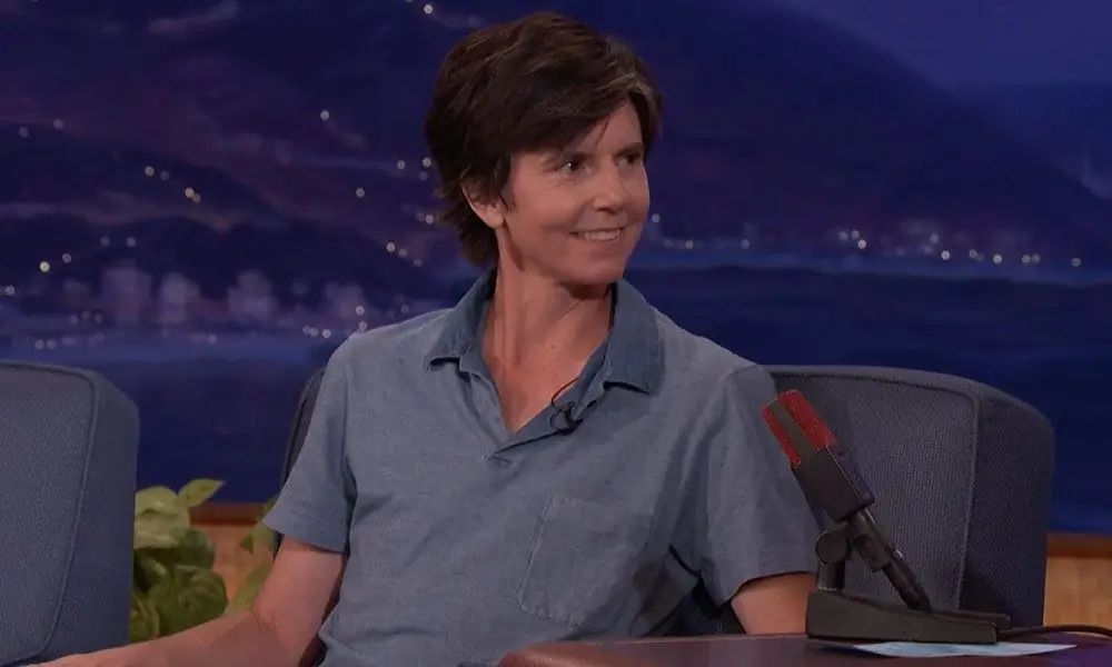 Криса Д’Элиа удаляют из «Армии мертвых» Зака Снайдера; Тиг Нотаро заменит его