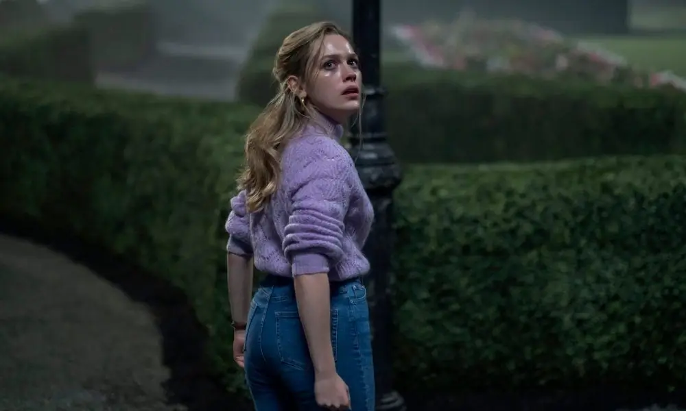 Новый короткометражный фильм дразнит готическим романом сериала Netflix «Призраки поместья Блай» [видео]