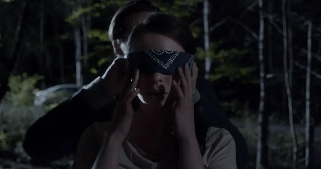 [Эксклюзив] В этом леденящем кровь тизер-трейлере в преддверии мировой премьеры фильма «Ночной поток» горе разрушает «Беспокойную могилу»