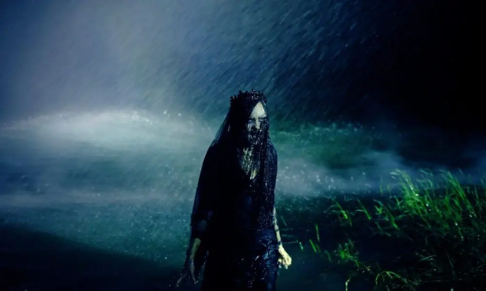 Деон Тейлор режиссирует «Могильный холм», ремейк вьетнамского фильма ужасов «Горничная»