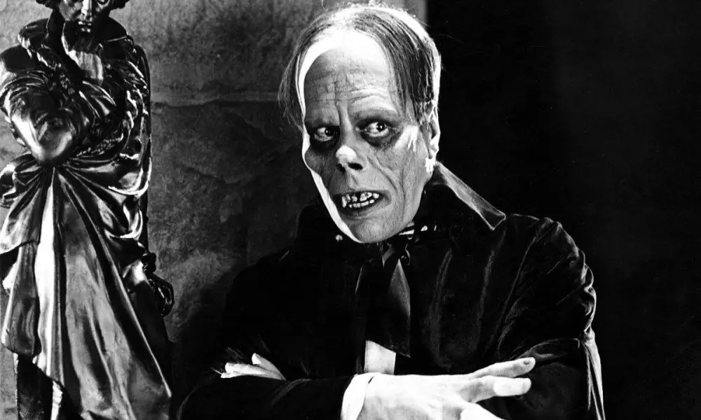 Feast Your Eyes: The Phantom and the Rise of Classic Horror [Боги и монстры]