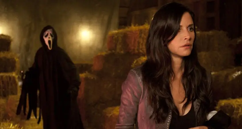 ‘Крик 5’: фото со съемочной площадки дает нам первый взгляд на возвращение Кортни Кокс Гейл Уэзерс [Изображение]