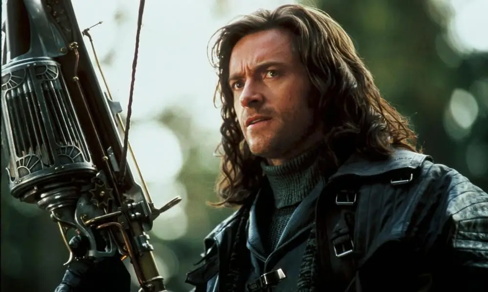 Режиссер «Оверлорда» Джулиус Эйвери режиссирует новый взгляд на «Ван Хельсинг» для Universal, а продюсером будет Джеймс Ван