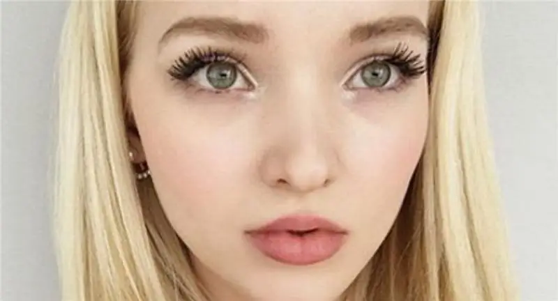 Распорядок дня Dove Cameron по уходу за собой выходит за рамки сна в тканевых масках