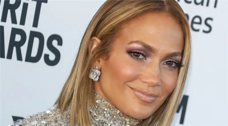 Дженнифер Лопес подали в суд из-за фотографии в Instagram, у нее осталось достаточно денег, чтобы купить Mets