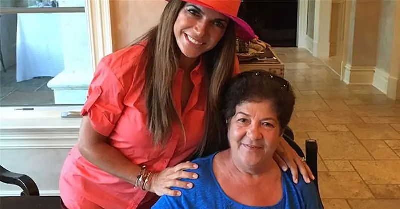 Тереза Джудис оплакивает свою маму в связи с четвертой годовщиной ее кончины