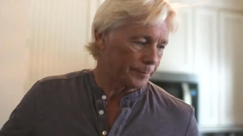 Звезда «Голубой лагуны» Кристофер Аткинс ищет «очень сексуальную» девушку