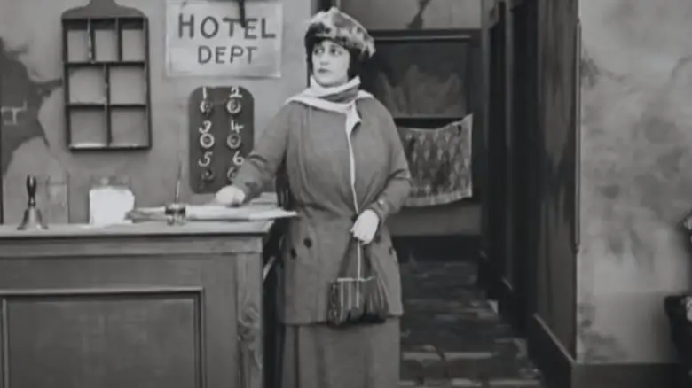 Максин Эллиотт Хикс на съемках