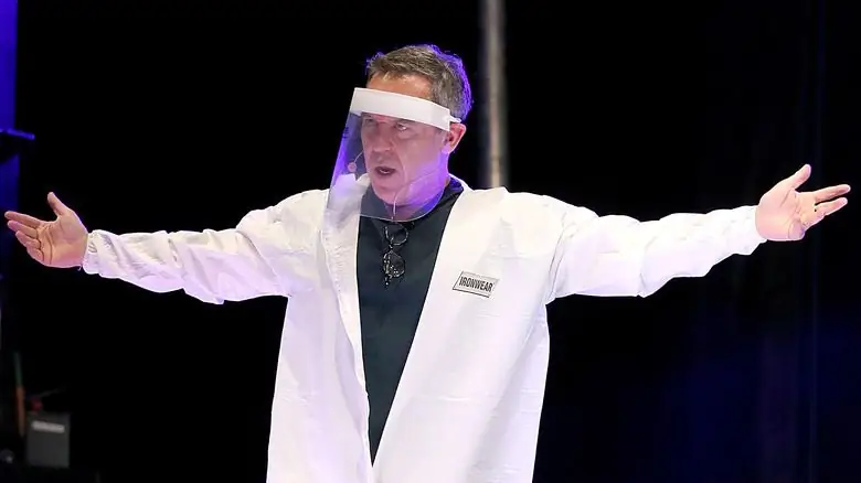 Грег Гутфельд в СИЗ