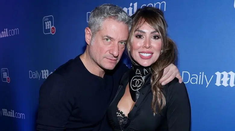 Рик Левенталь и Келли Додд на праздничной вечеринке DailyMail.com и DailyMailTV 2019 Рик Левенталь и Келли Додд на праздничной вечеринке DailyMail.com и DailyMailTV 2019