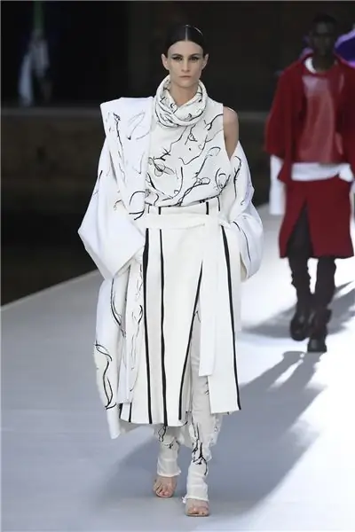 Коллекция Valentino Осень-Зима 2021-2022 Haute Couture