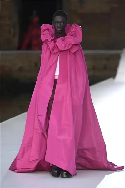 Коллекция Valentino Осень-Зима 2021-2022 Haute Couture