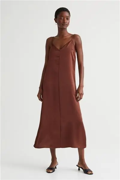 Платье в нижнем белье H&M (€29,99) Платье в нижнем белье H&M (€29,99)