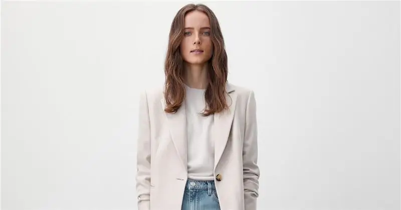У Massimo Dutti есть джинсы, которые лучше всего подходят женщинам старше 50 лет
