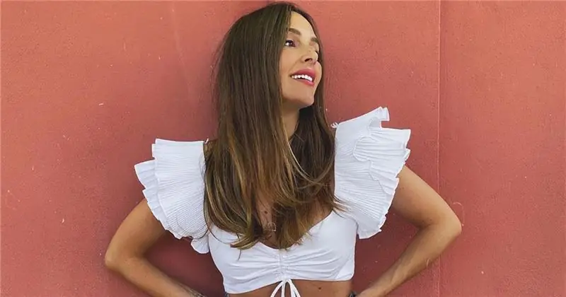 Rocío Osorno имеет платье Zara, в котором есть ВСЕ (это тренд, оно стилизует и делает хорошее лицо)