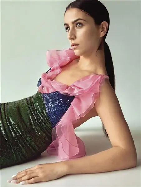 Клаудия Салас для InStyle