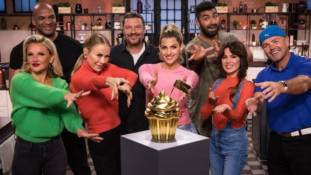 "The Big Celebrity Bake": Эти знаменитости подходят к плите