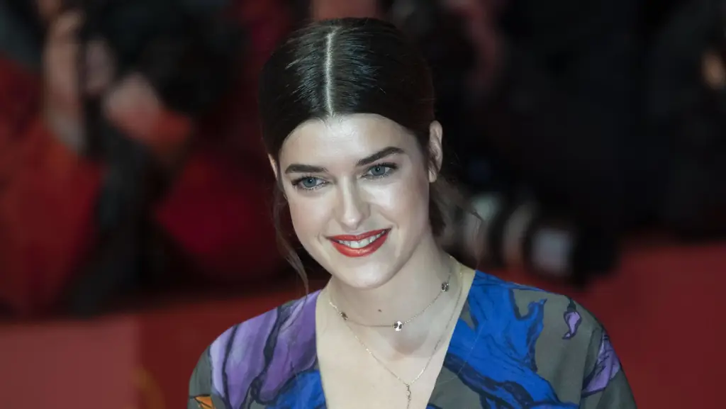 Звезда GNTM Мари Наземанн: в слезах после родов