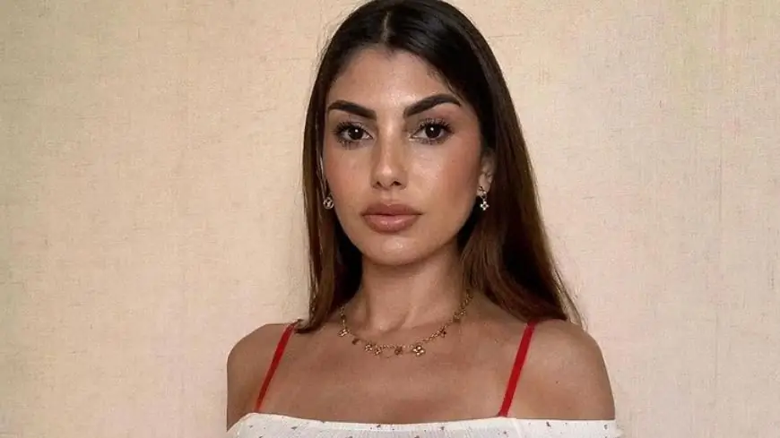 Елиз Коч просит совета у своих поклонников: должен ли Джими Блю быть в родильном зале?