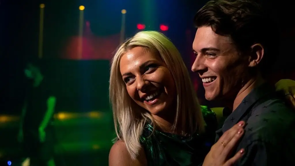 В "TVNOW - Das Magazin" Валентина Паде рассказывает об особо жестоком поцелуе из сериала