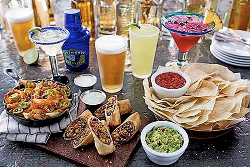 Вот как получить бесплатные чили Чили и сальсу без сидения в баре