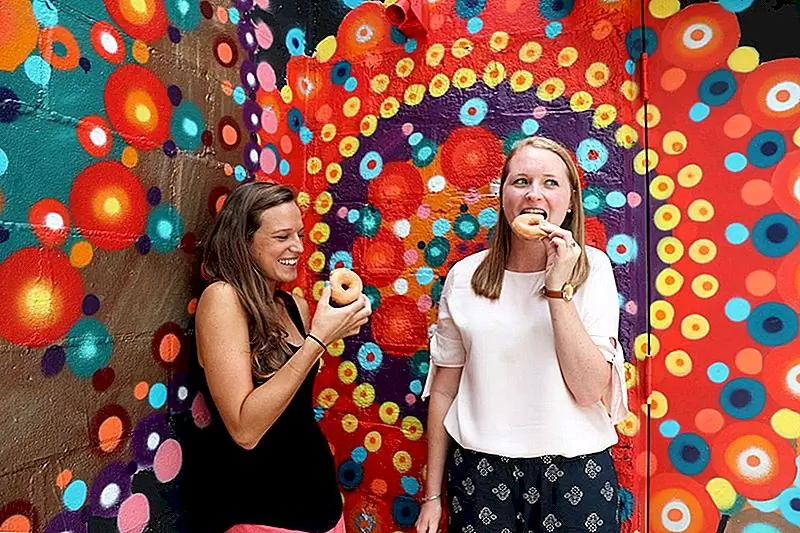 Получите бесплатно Krispy Kreme на Ugly Sweater Day (даже если ваш свитер не уродлив)