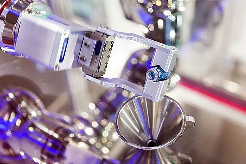 Роботы уже принимают некоторые из наших рабочих мест. Вот кто наиболее уязвим