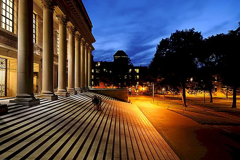 Смелый новый план по созданию лучших школ, доступных для студентов с низкими доходами