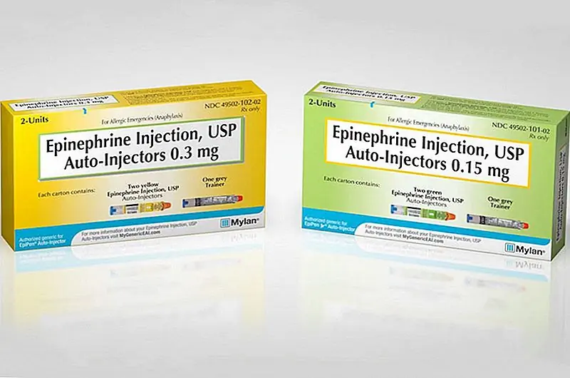 Вы можете наконец купить общий EpiPen, но он все еще не дешев