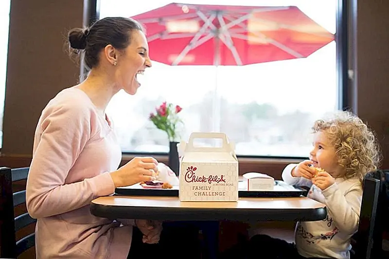 Является ли Chick-fil-A действительно отпуском бесплатного мороженого только для этого?