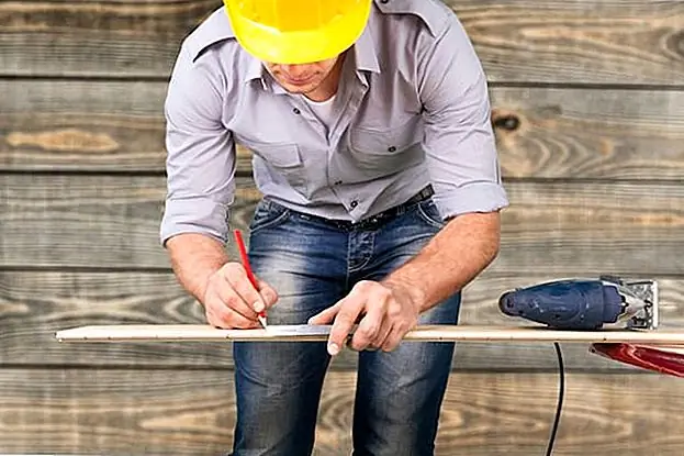 Этот магазин предлагает БЕСПЛАТНЫЕ семинары по улучшению дома в течение всего года