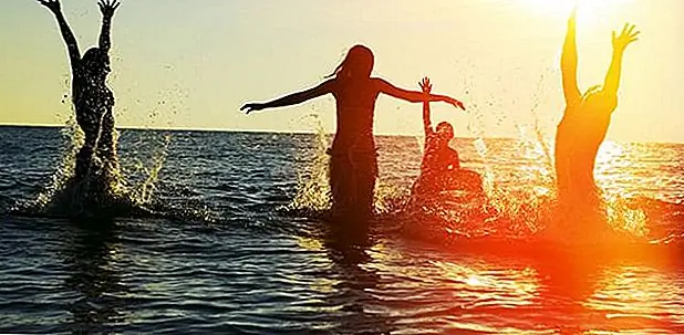 Да, вы можете сэкономить деньги в свои 20 лет, не отказываясь от удовольствия