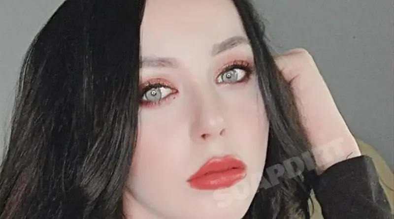 90 Day Fiance': Диван Клегг - блондинка 60-х годов в стиле хиппи, ретроспектива фото очаровательна