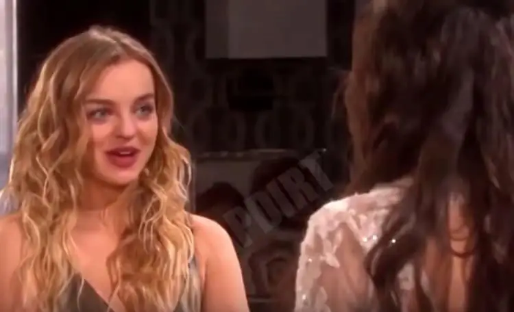 Спойлеры Days of Our Lives: Клэр Брэди (Оливия Роуз Киган) - Сиара Брэди (Виктория Конефаль)