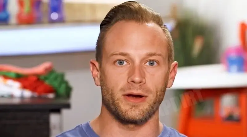 OutDaughtered': фотосессия Адама Басби в стиле модели привлекла внимание фанатов