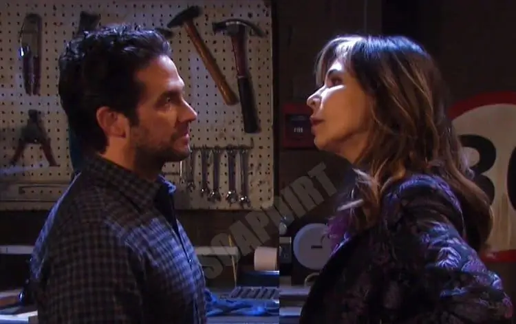 Спойлеры Days of Our Lives: Кейт Робертс (Лорен Кослоу) - Джейк Ламберт (Брэндон Бараш)