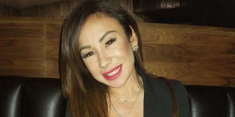 36-летняя женщина из Техаса находится на аппарате жизнеобеспечения после поездки в Мексику для пластической хирургии