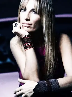 Карина Рикко: Музыка лечит ее