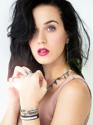 Кэти Перри в новом образе девушки с обложки