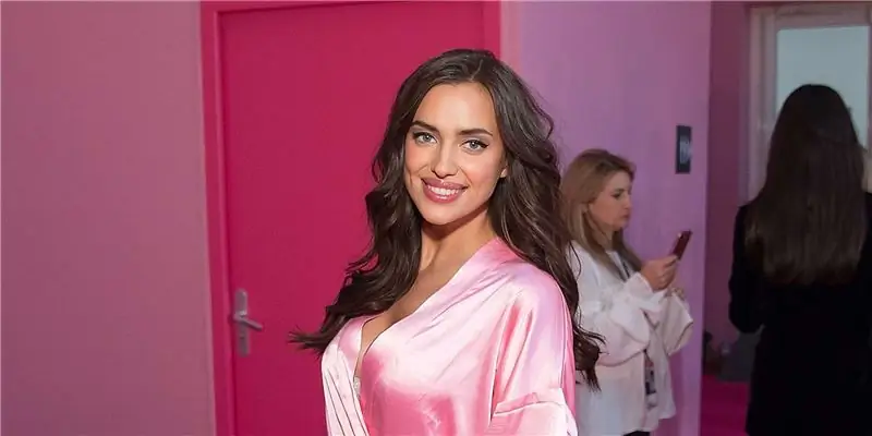 Удивительное тело Ирины Шейк