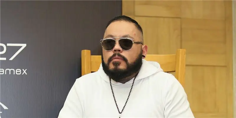 AB Quintanilla должен тысячи