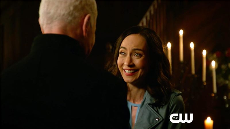 Резюме: это сезон 4, эпизод 16: «Нью-Йорк, Нью-Йорк, Нью-Йорк»